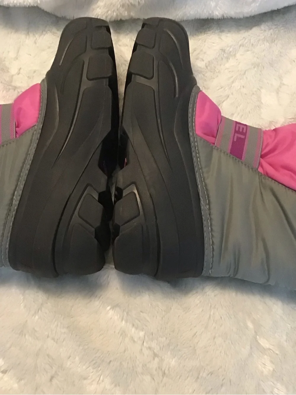 Sorel Youth Girls Snow Boots. Pink and Gray, Insulated, Waterproof, Size 5.
